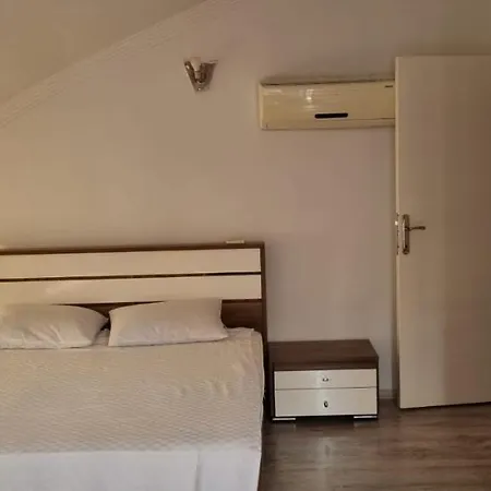 Ari Apart Apartmán *